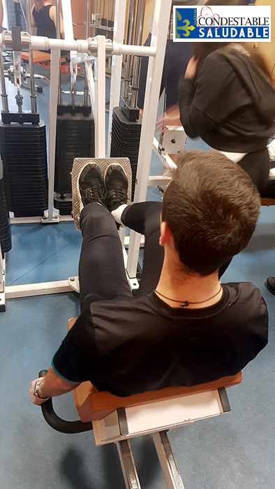 En forma en el gimnasio